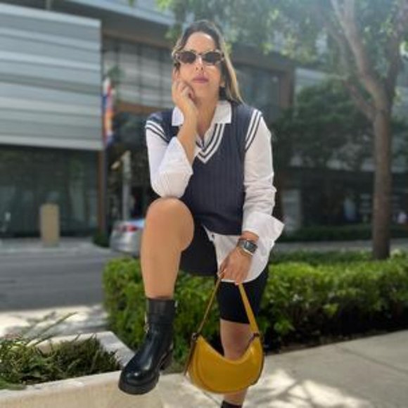 Coach Luna Shoulder Bag - Picture 6 of 12